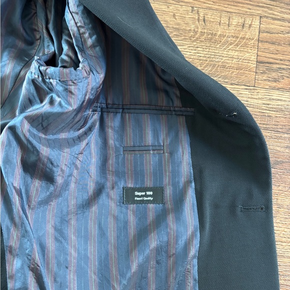 BOSS Hugo Boss Men's Classic Virgin Wool Sport Black Blazer HB Embroidered Crest - Picture 8 of 15